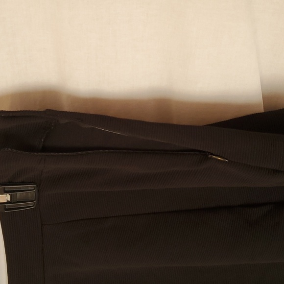 Decree, Size L - Picture 4 of 9